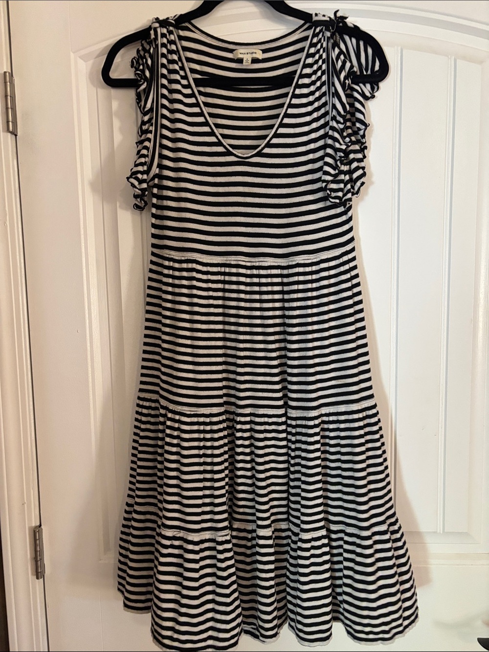 Max Studio Black & White Striped Tiered Midi Dress w/ Ruffled Sleeves. Small